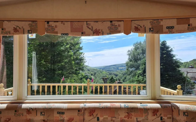 The Lookout - Park Home, Farm Park Stay