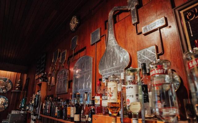 Dunadry Hotel and Gardens