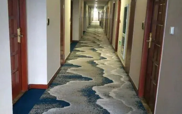 Ruxin Theme Hotel
