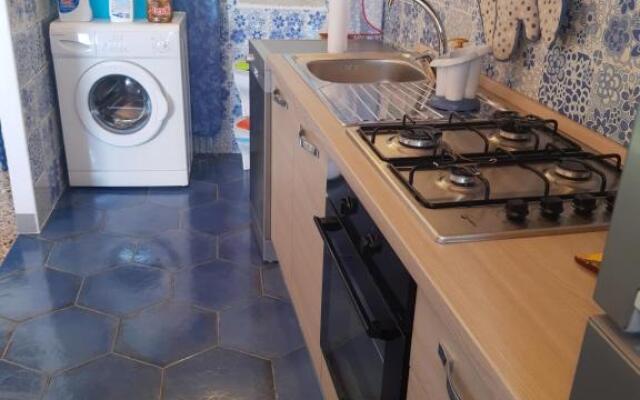 Domo Tia Rosina (I.U.N. P3203)