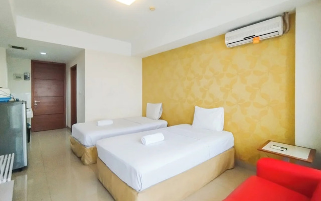 Trendy Studio At Apartment Beverly Dago