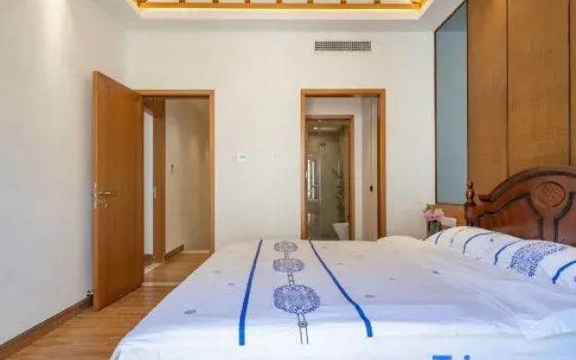 Qinxin Yinyi beach swimming pool villa (Sanya Bay store)