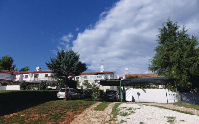 Amazing Apartment in Vodnjan With 3 Bedrooms