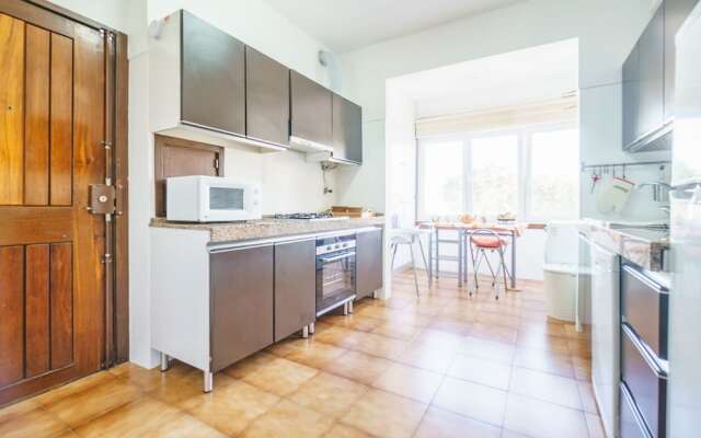 Seafront Condo & Big Terrace