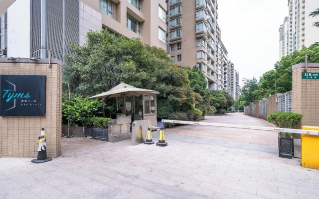 Tyms 1BR 1BA Apt Yongxin Century