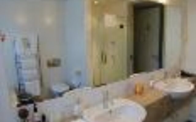 Ascot Parnell Botique Bed and Breakfast