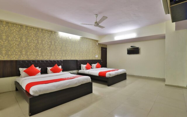 Siddhi Vinayak Rooms By OYO Rooms