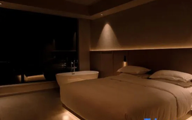 Weizhou Island White House Hotel