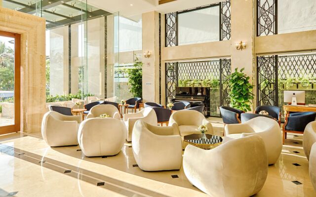 Paris Deli Danang Beach Hotel