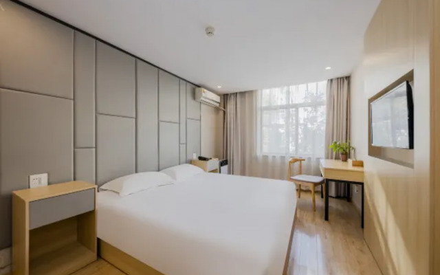 Home Inn (Shaoxing Keqiao Ancient Town Textile City Branch)