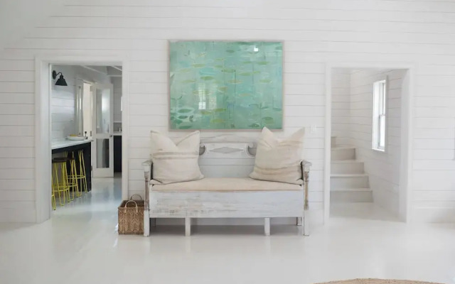 Beachfront Bliss: Luxury Dunmore Town Home With Pool