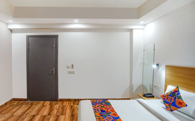 Fabhotel Boom Rooms