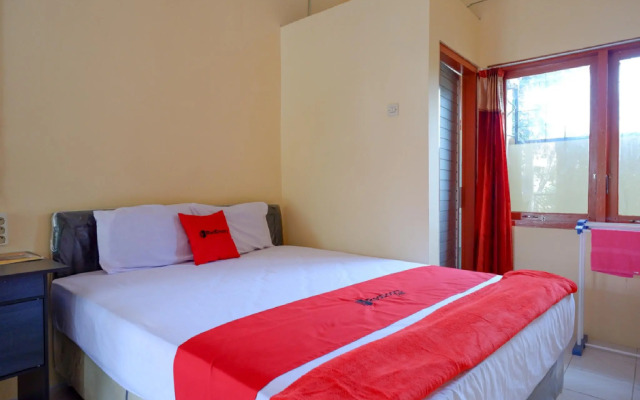 RedDoorz Syariah near Alun Alun Purwokerto