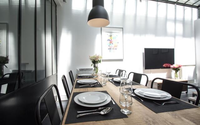 Luxury Apartment in Paris - République