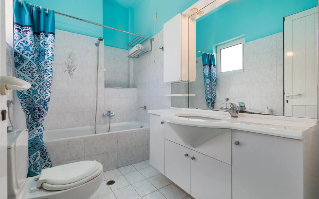 Poseidon Suite - SAYA'S BLUE SUITE