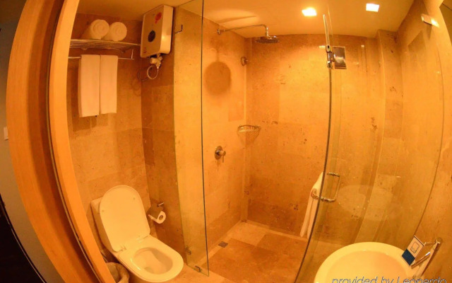 Hotel Vista Express (SHA Extra Plus)