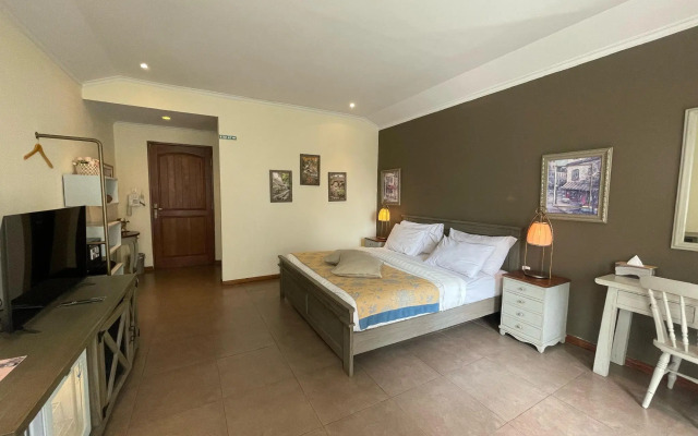 Sandalwood Boutique Hotel