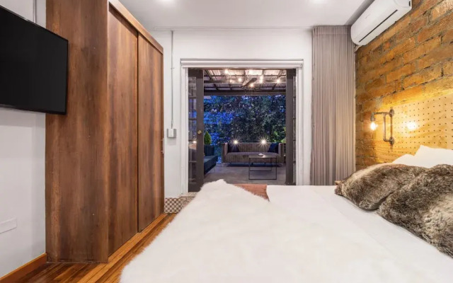 Casa Madera Parque Lleras by HOUSY HOST