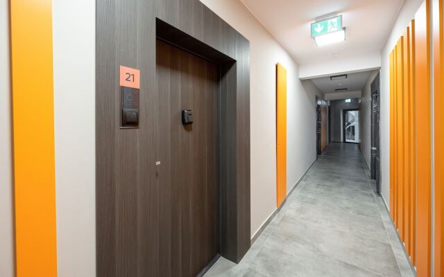 Stylish Apartment in Wroclaw by Renters