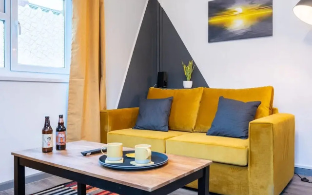 Stunning One Bedroom Apartments