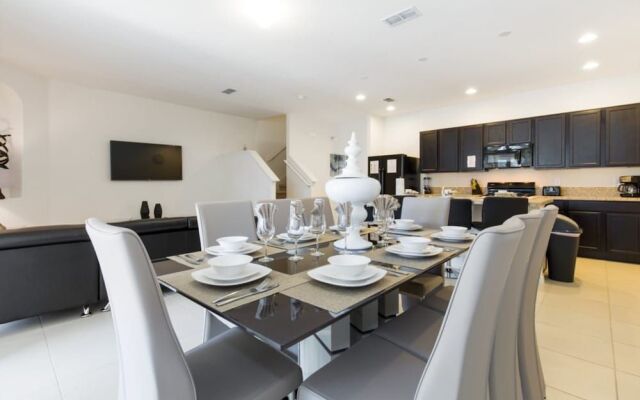 Solterra - 4755 Terrasonesta Drive