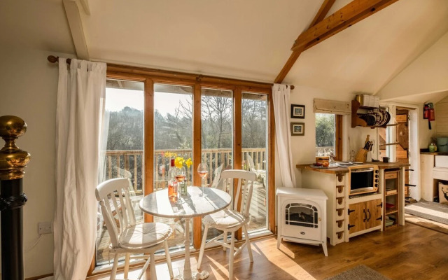 The Cabin at Wrinklers Wood