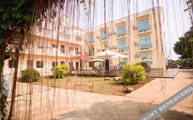 Yijia Haiqu Hotel Beihai Weizhou Island