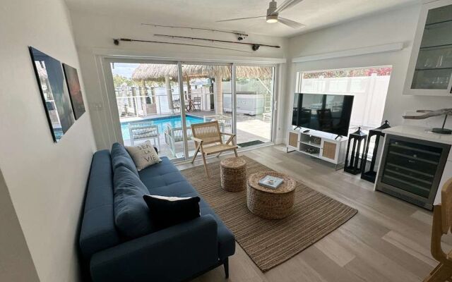 Treasure Harbor Hideaway