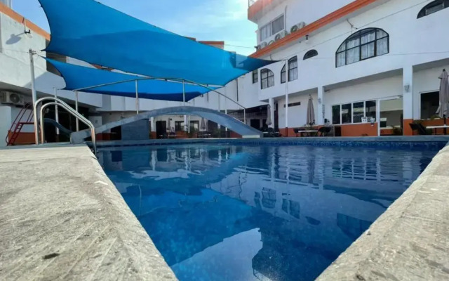 Hotel Moreno