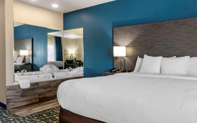 Comfort Inn & Suites Pauls Valley - City Lake