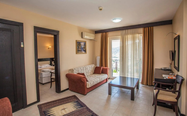 my Solmaz Otel