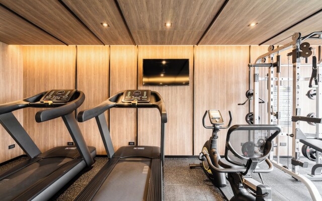 Destiny63 Ekamai Apartment