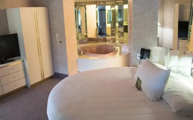 Pocono Palace Resort