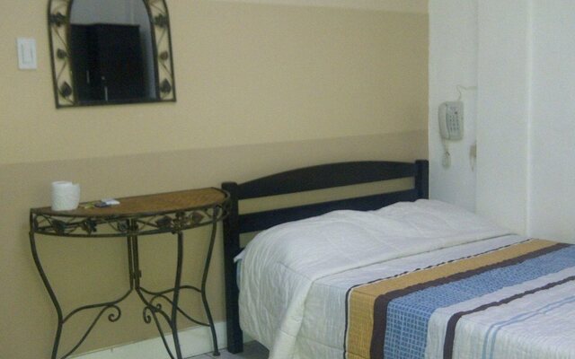 Quezon Premier Hotel Lucena