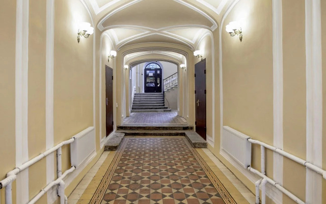 Friends by Gostiny Dvor