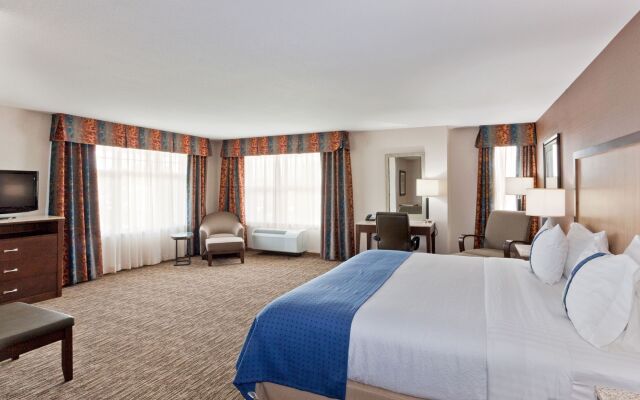 Holiday Inn Hotel & Suites Surrey East Cloverdale by IHG