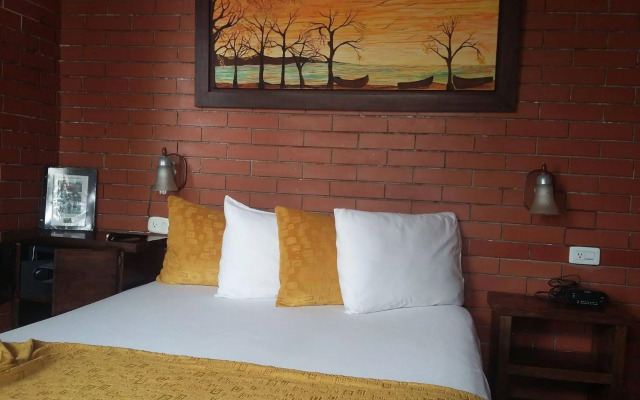 Hotel Casa Abril I