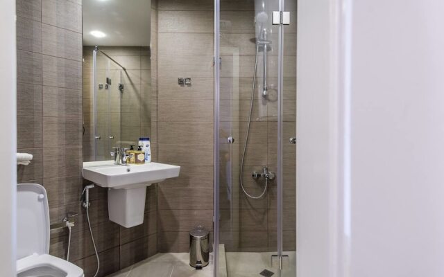 FM Economy 2-BDR Apartment - Next to Serdika Center