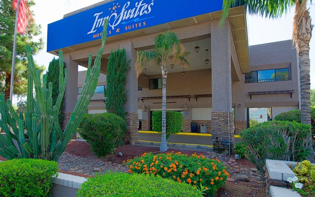 Hotel Tempe/Phoenix Airport InnSuites at the Mall