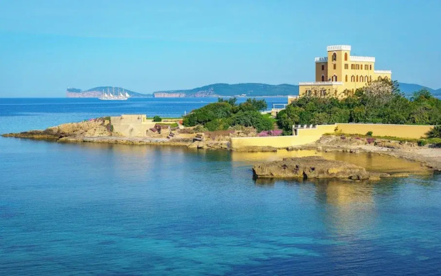 New Flat for 6 Guests Near Alghero Beach