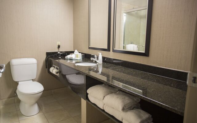 Superior Inn Hotel and Conference Centre Thunder Bay