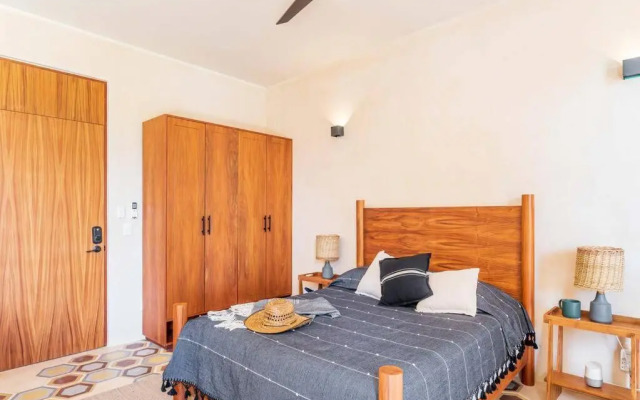 @villa.akbal- 2bd rooftop w/ open dinning room