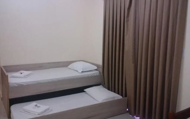 Plaza Suite Hotel