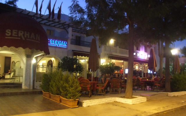 Serhan Hotel