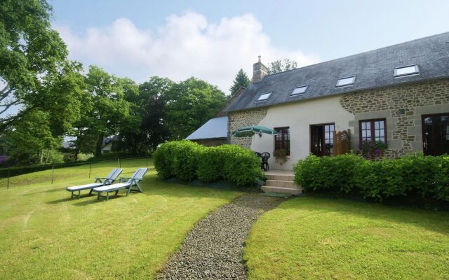 House With Stunning Views Across The Meadows, 30Min From Mont Saint Michel