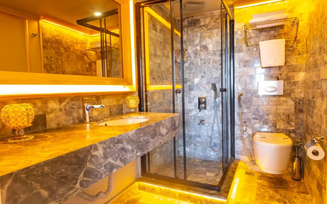 Andalouse Otel