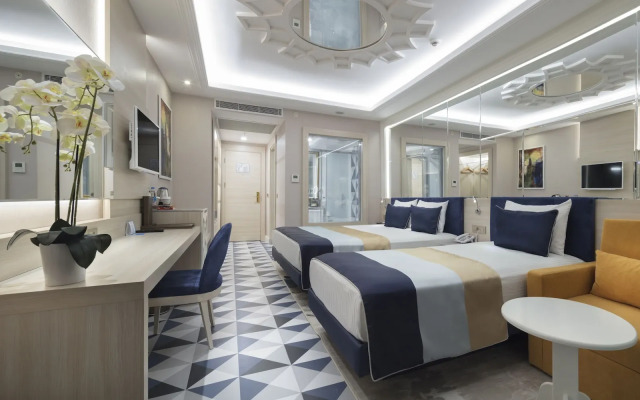 Granada Luxury Beach 