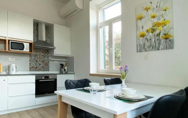 Studio Orchard on Rokova - 5 min to Split Old Town