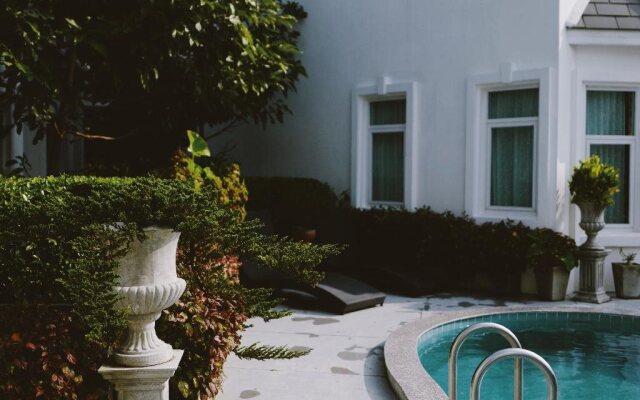 Hillsborough The English Country House Hotel & Leisure