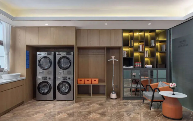 La Quinta By Wyndham Qionghai Yinhai